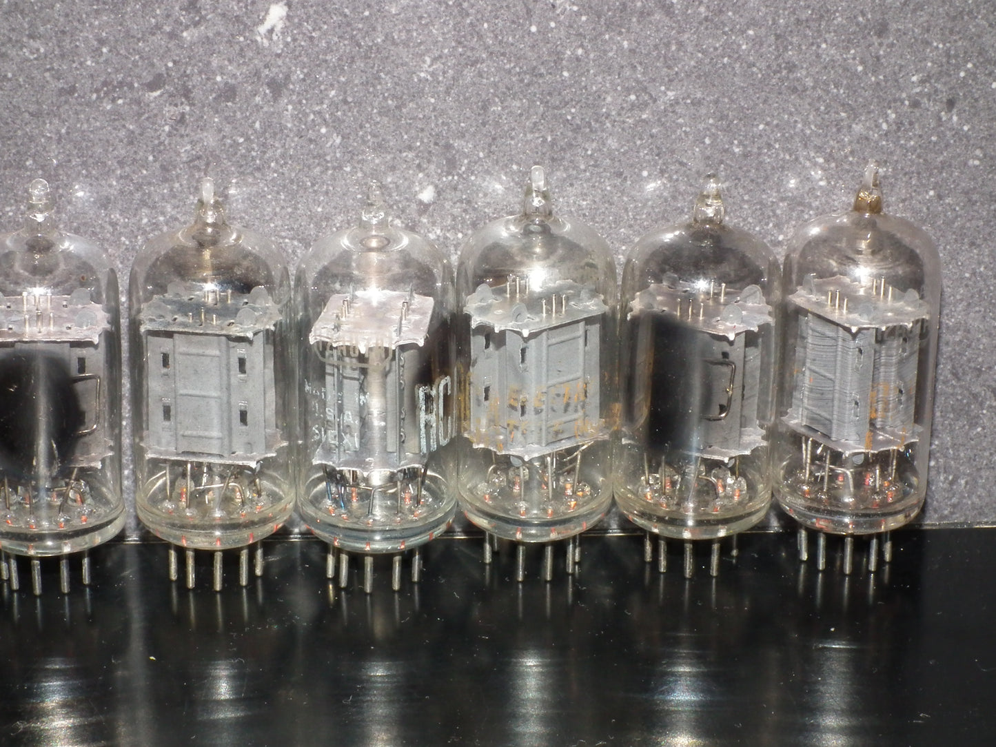 12AU7A RCA ECC82 Used 85-110% Long Plates Side Getter