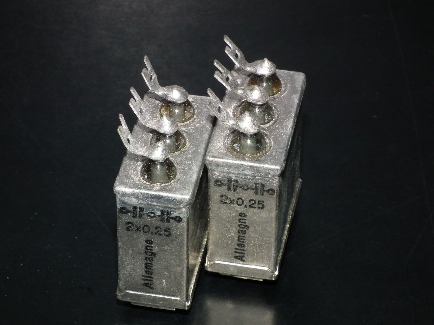 Two vintage Siemens Klangfilm PIO capacitors 2x0.25uF/300V glass end seal 1961
