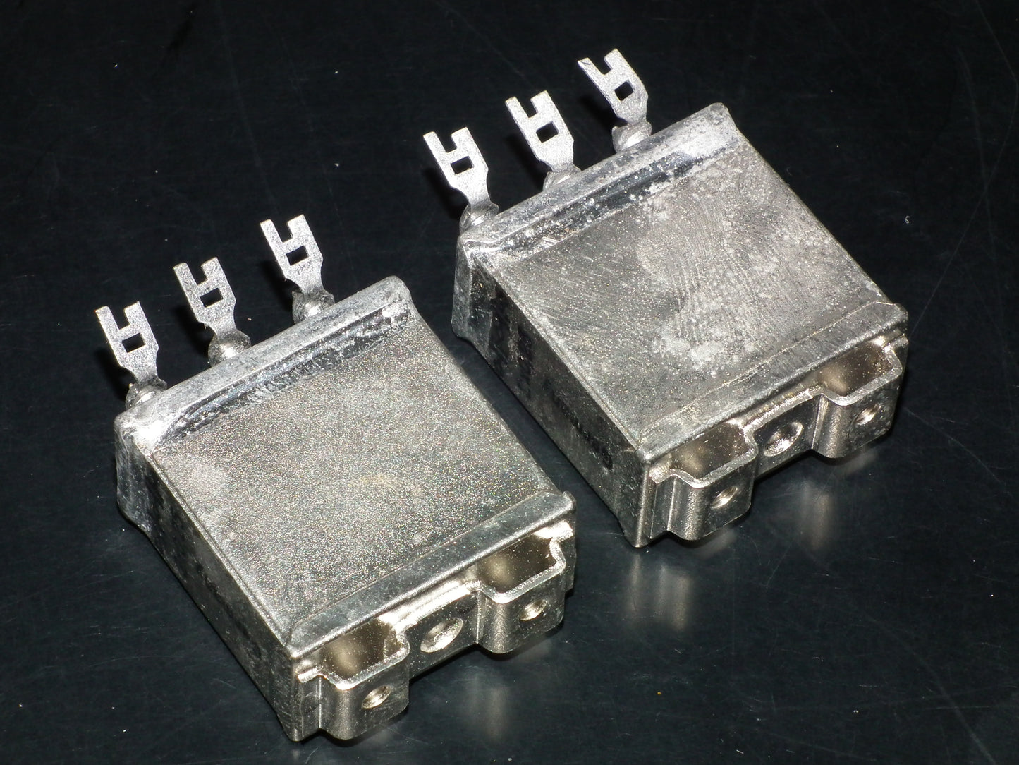 Two vintage Siemens Klangfilm PIO capacitors 2x0.25uF/300V glass end seal 1961