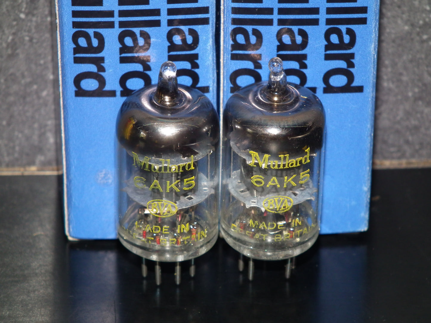 Matched Pair EF95 5654 6AK5W Mullard MITCHAM Square Getter 1953