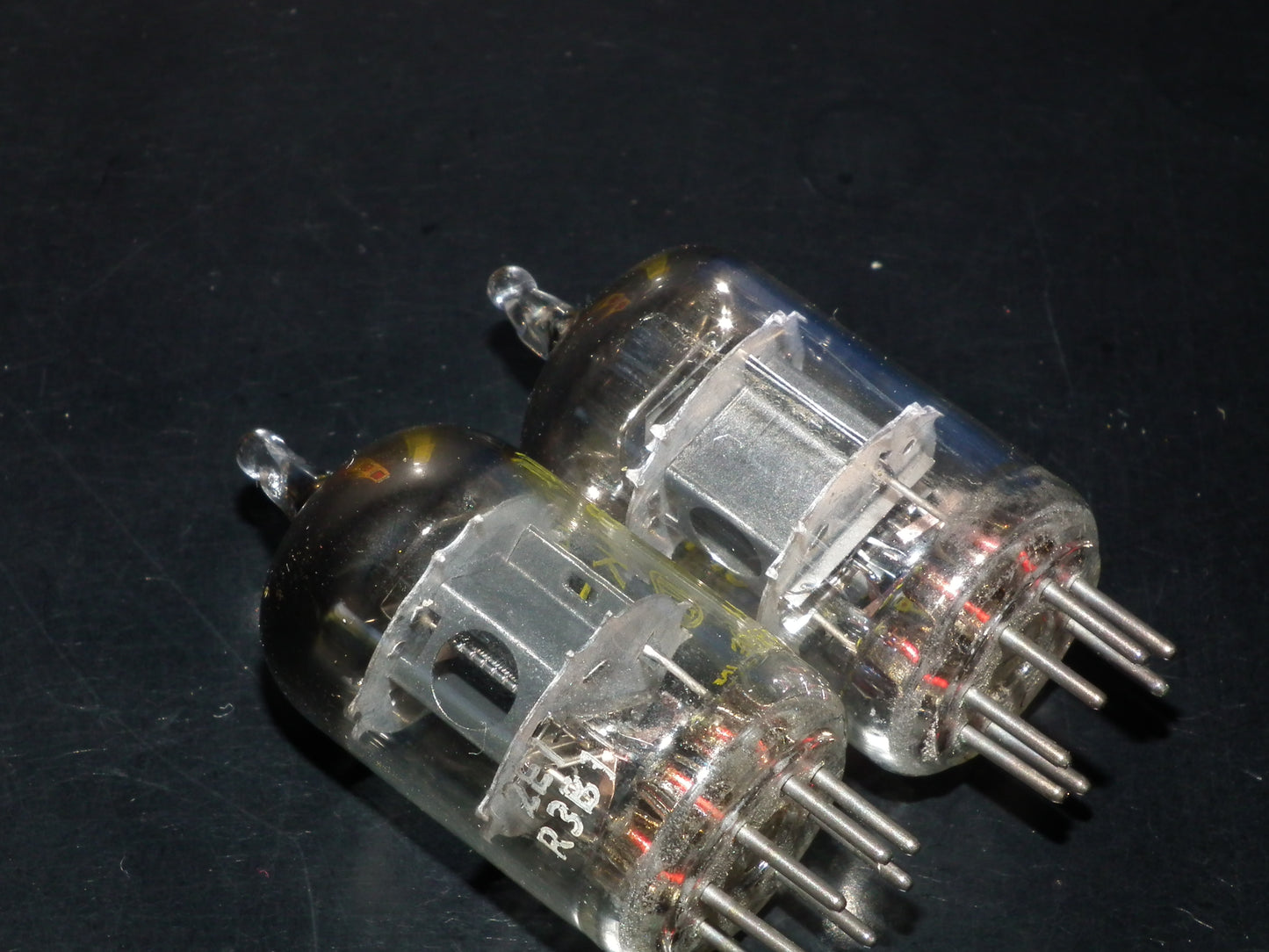 Matched Pair EF95 5654 6AK5W Mullard MITCHAM Square Getter 1953