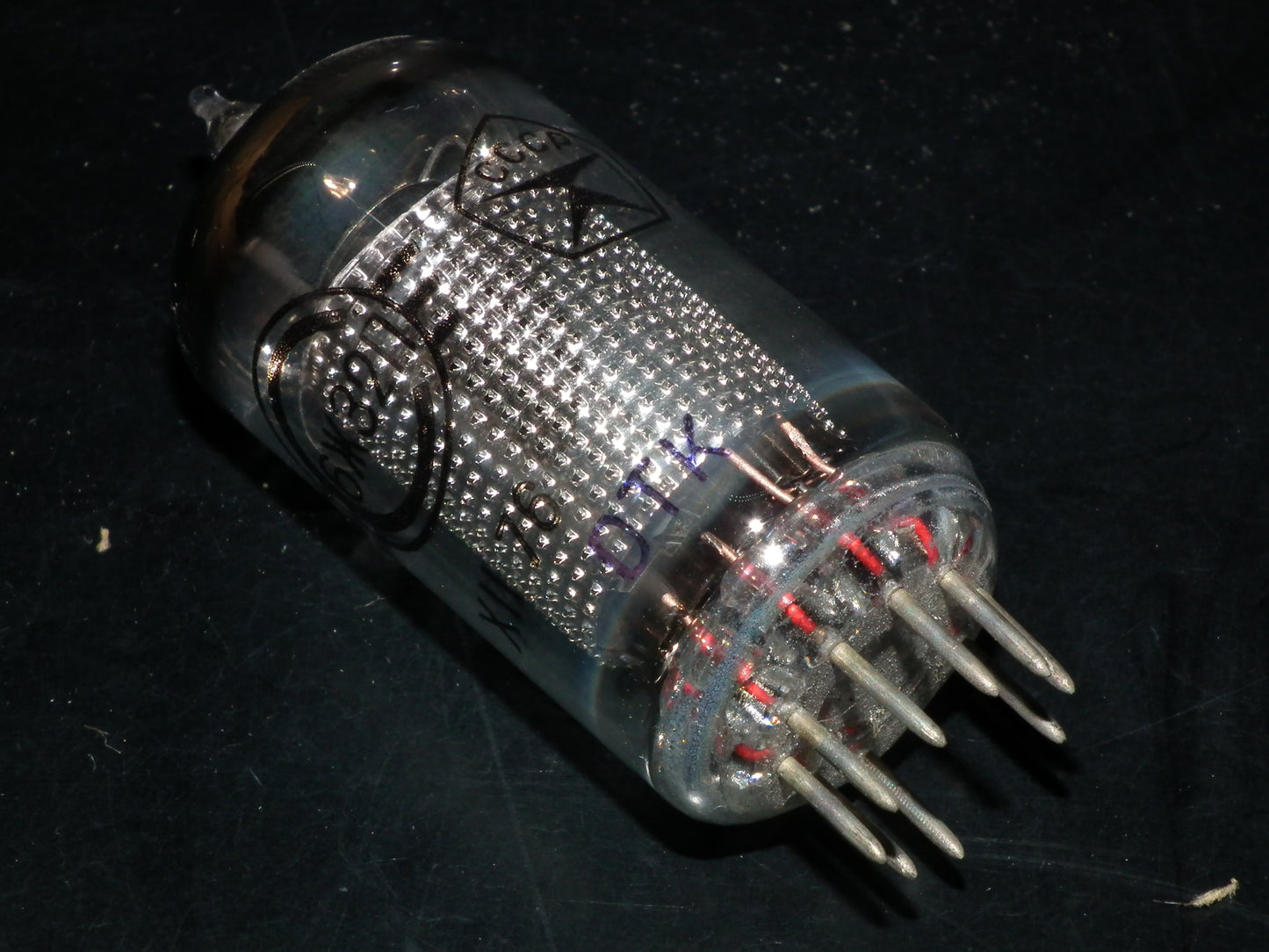One (1 pcs) EF86 6J32P Svetlana USSR NOS 6267 Audio Pentode Low Noise