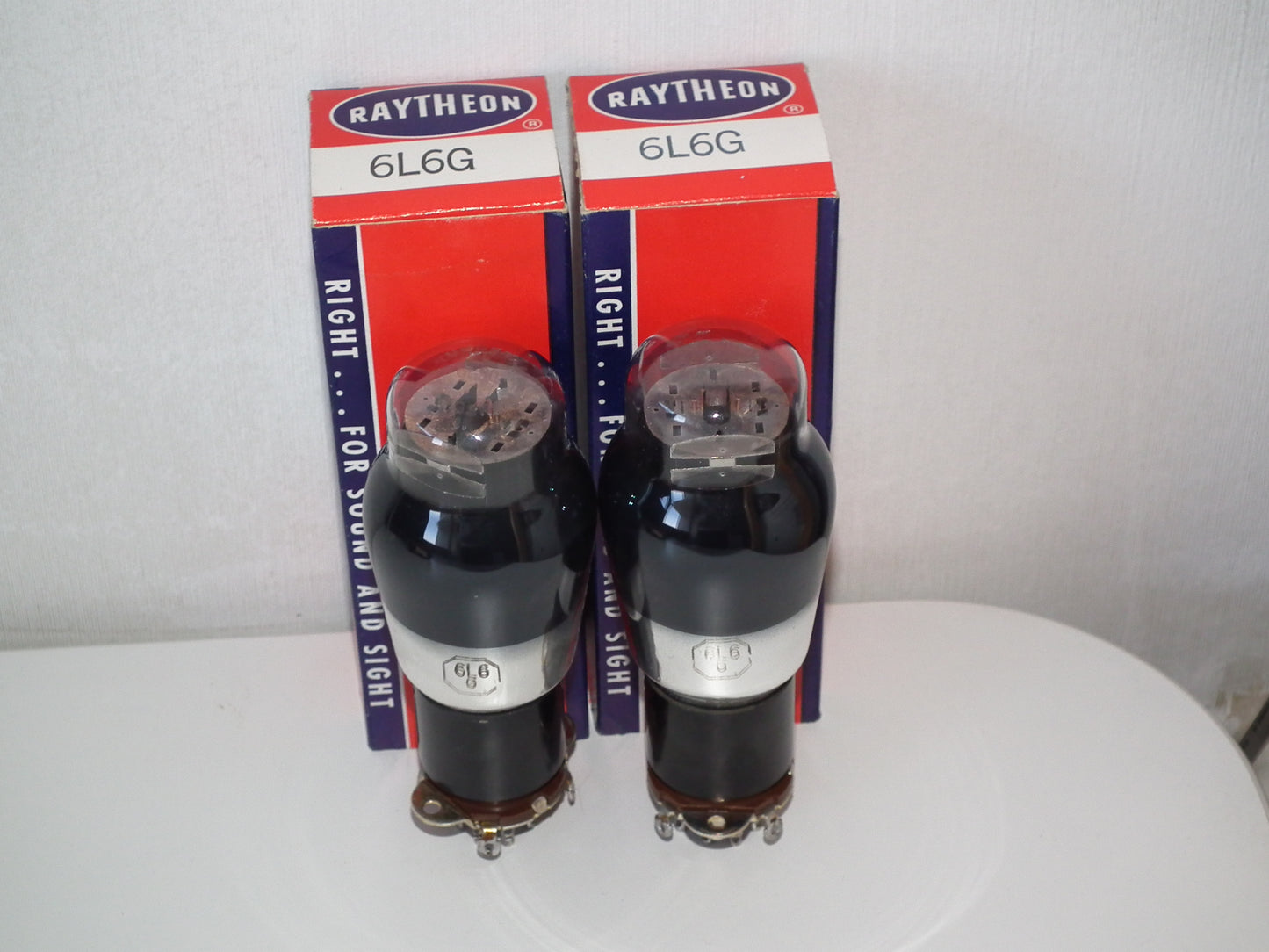 Matched pair 6L6G RAYTHEON US Black coated glass, the same batch FENDER