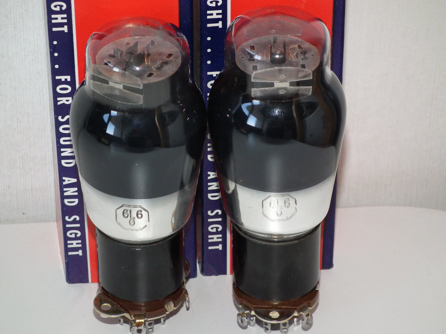 Matched pair 6L6G RAYTHEON US Black coated glass, the same batch FENDER