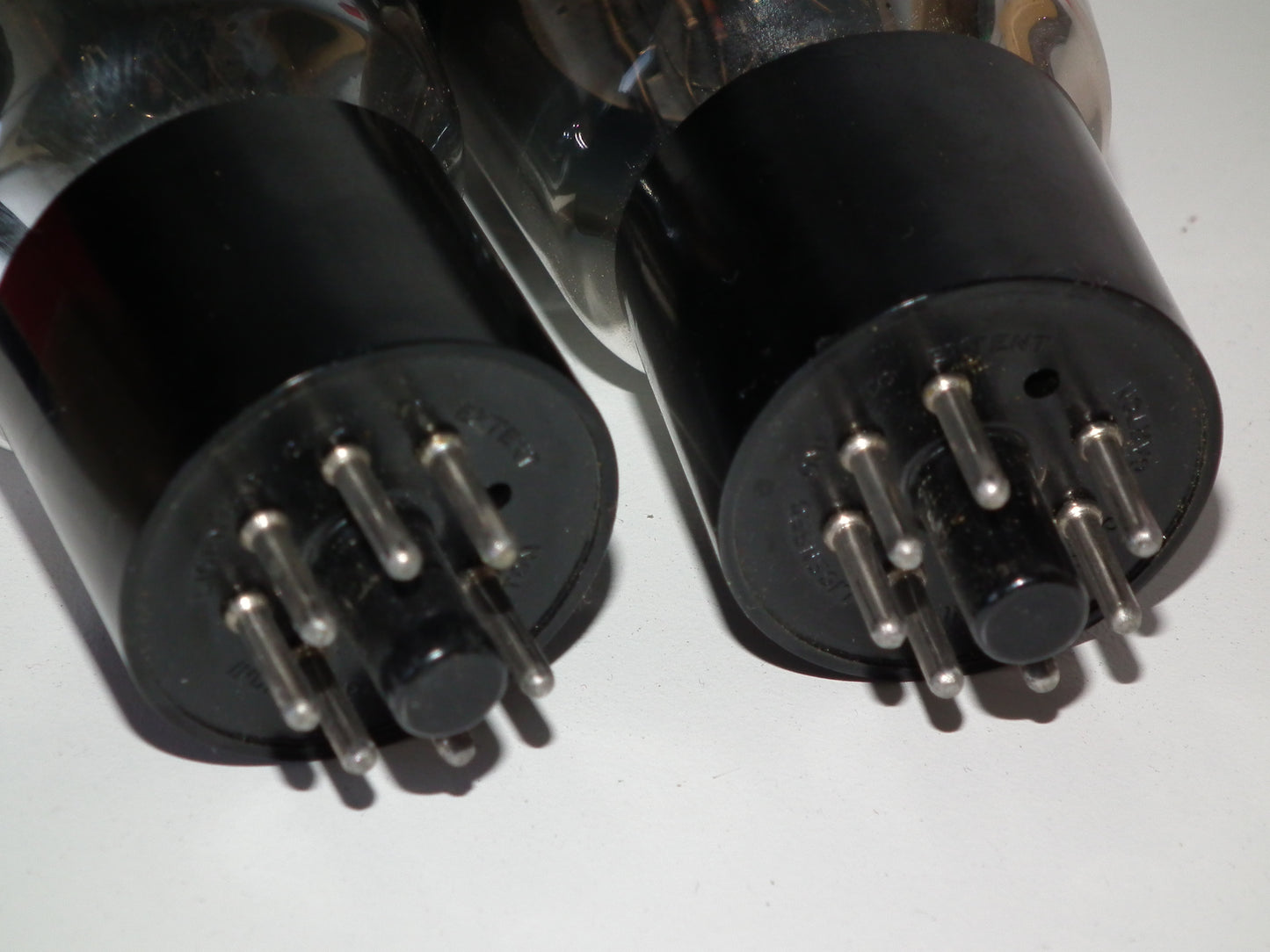 Matched pair 6L6G RAYTHEON US Black coated glass, the same batch FENDER