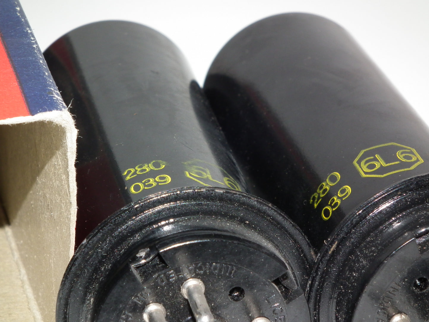 Matched pair 6L6 RAYTHEON US, the same batch FENDER