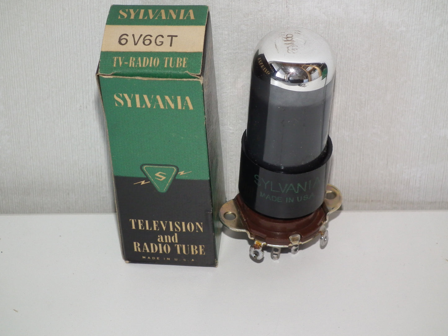 6V6GT CEI Sylvania Chrome Top Fender Ampeg Messa Gibson