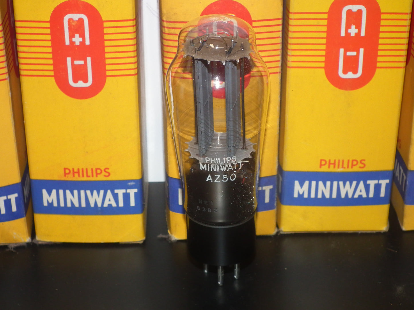 AZ50 Mullard Philips rectifier NOS NIB, dual OO getter, Blackburn 1963