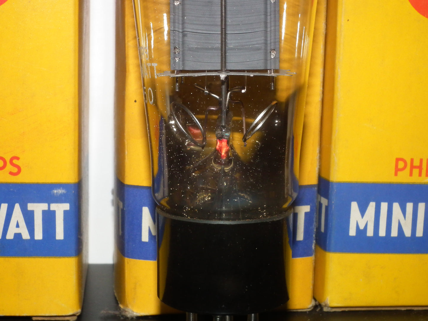 AZ50 Mullard Philips rectifier NOS NIB, dual OO getter, Blackburn 1963