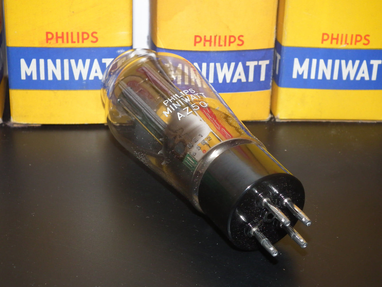 AZ50 Mullard Philips rectifier NOS NIB, dual OO getter, Blackburn 1963