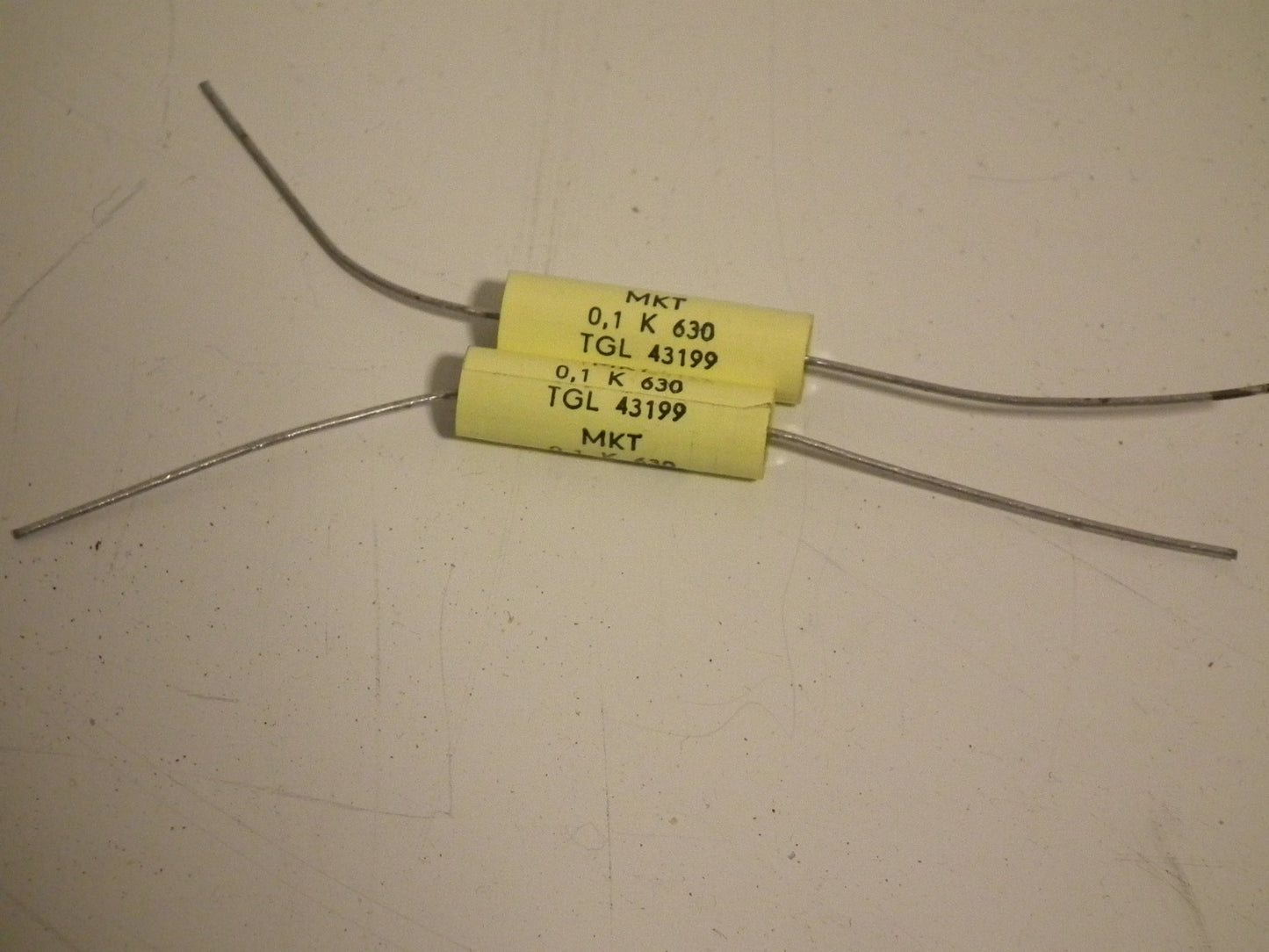 Two ARCOTRONICS MKT capacitors 0.1 uF 630V Metalized film Hi End Tube Audio