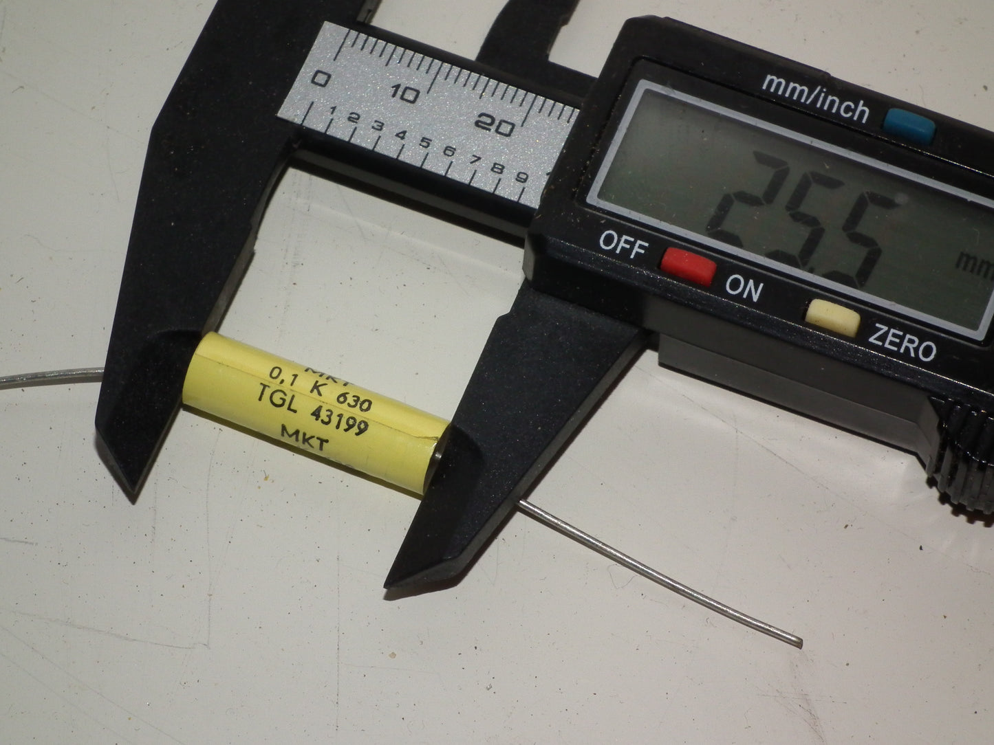 Two ARCOTRONICS MKT capacitors 0.1 uF 630V Metalized film Hi End Tube Audio