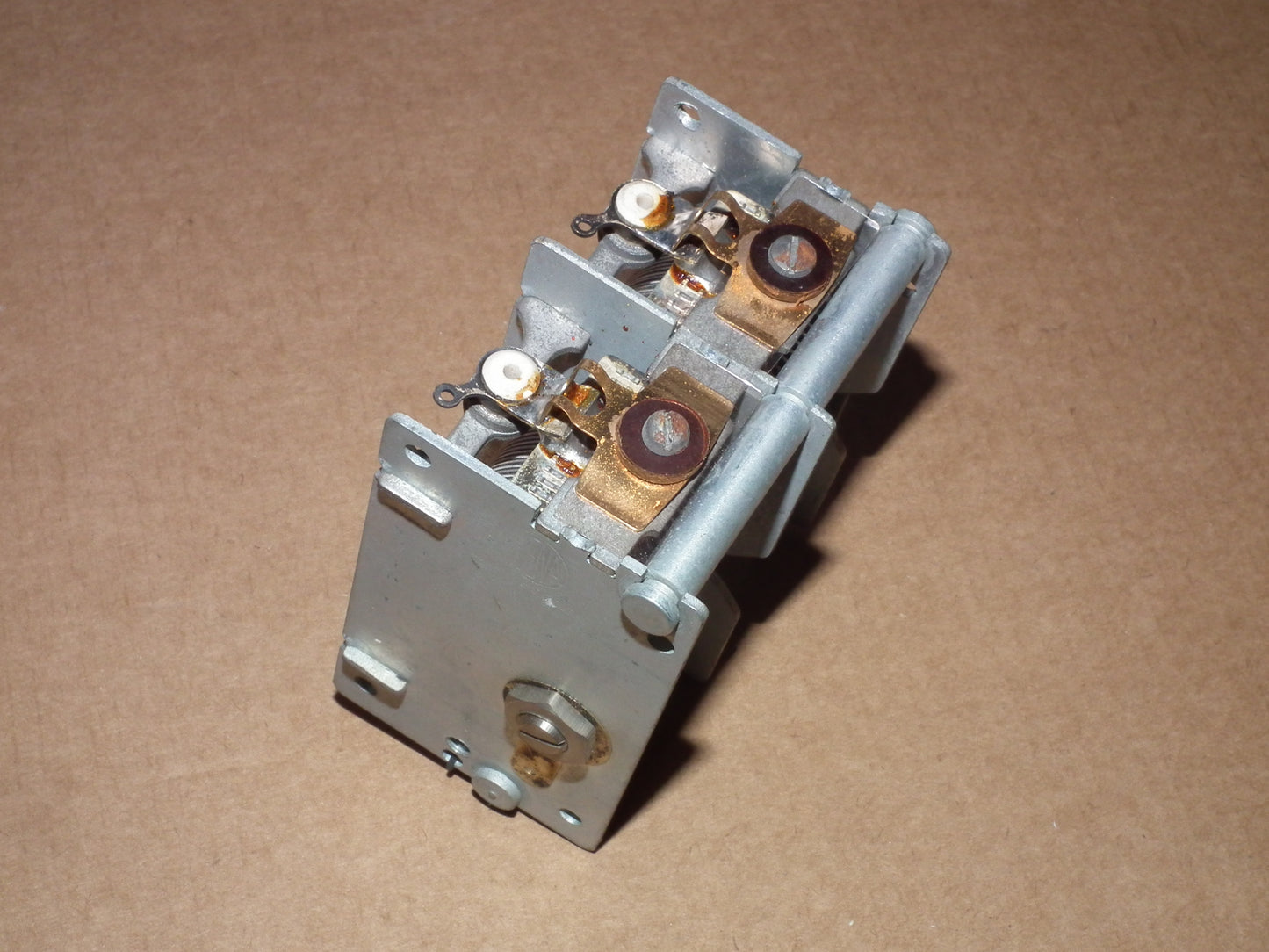 AIR VARIABLE CAPACITOR 2x490pF ARENA France NOS Ball Bearing MW LW SW Radio
