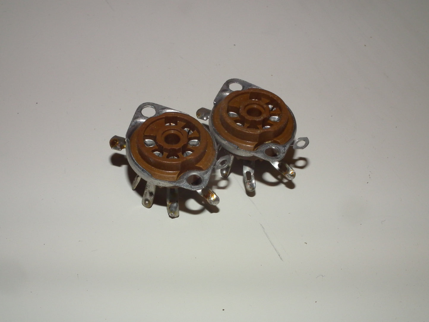 Genuine Chinch Miniatur Bakelite Socket Hi Quality EL95 EZ90 (2 pcs)