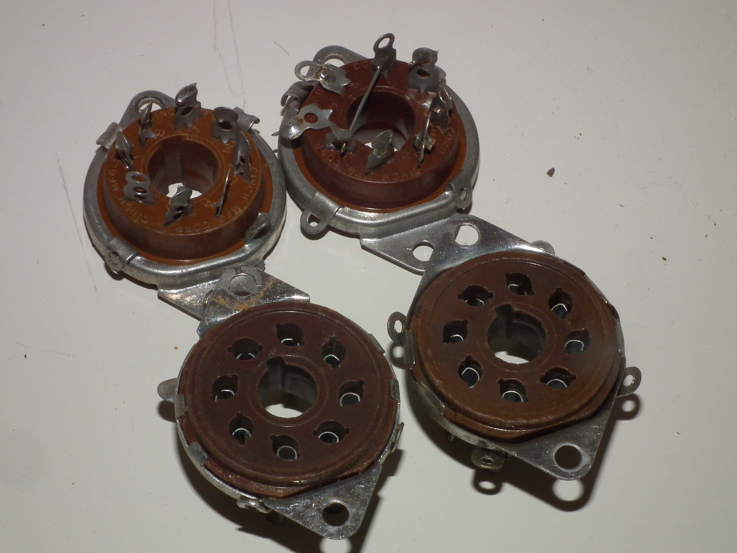 Genuine Chinch Octal Bakelite Socket Hi Quality EL34 GZ34 6SN7