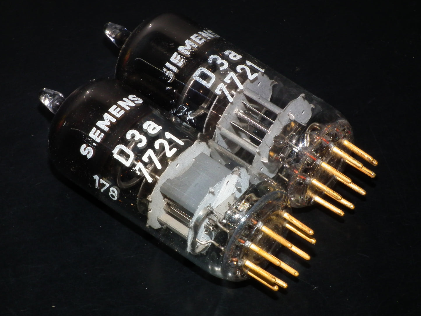 Matched Pair D3a Siemens 7721 NOS NIB Gold pins