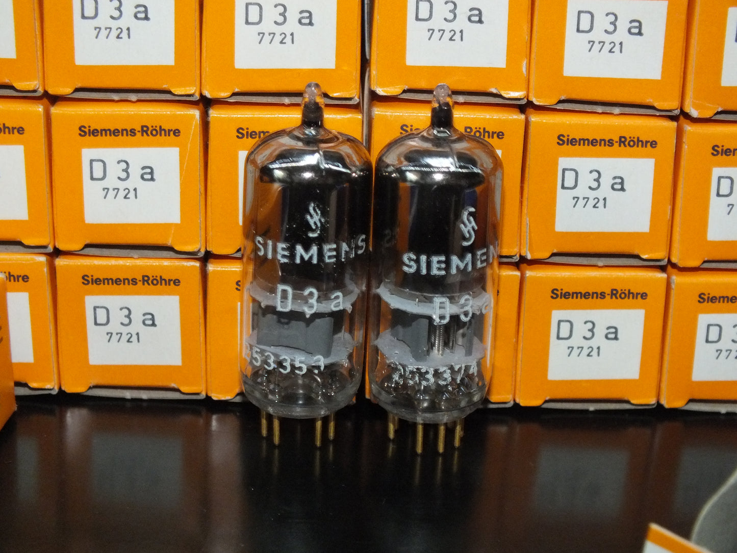 Platinum Matched Pair D3a Siemens 7721 NOS NIB Gold pins