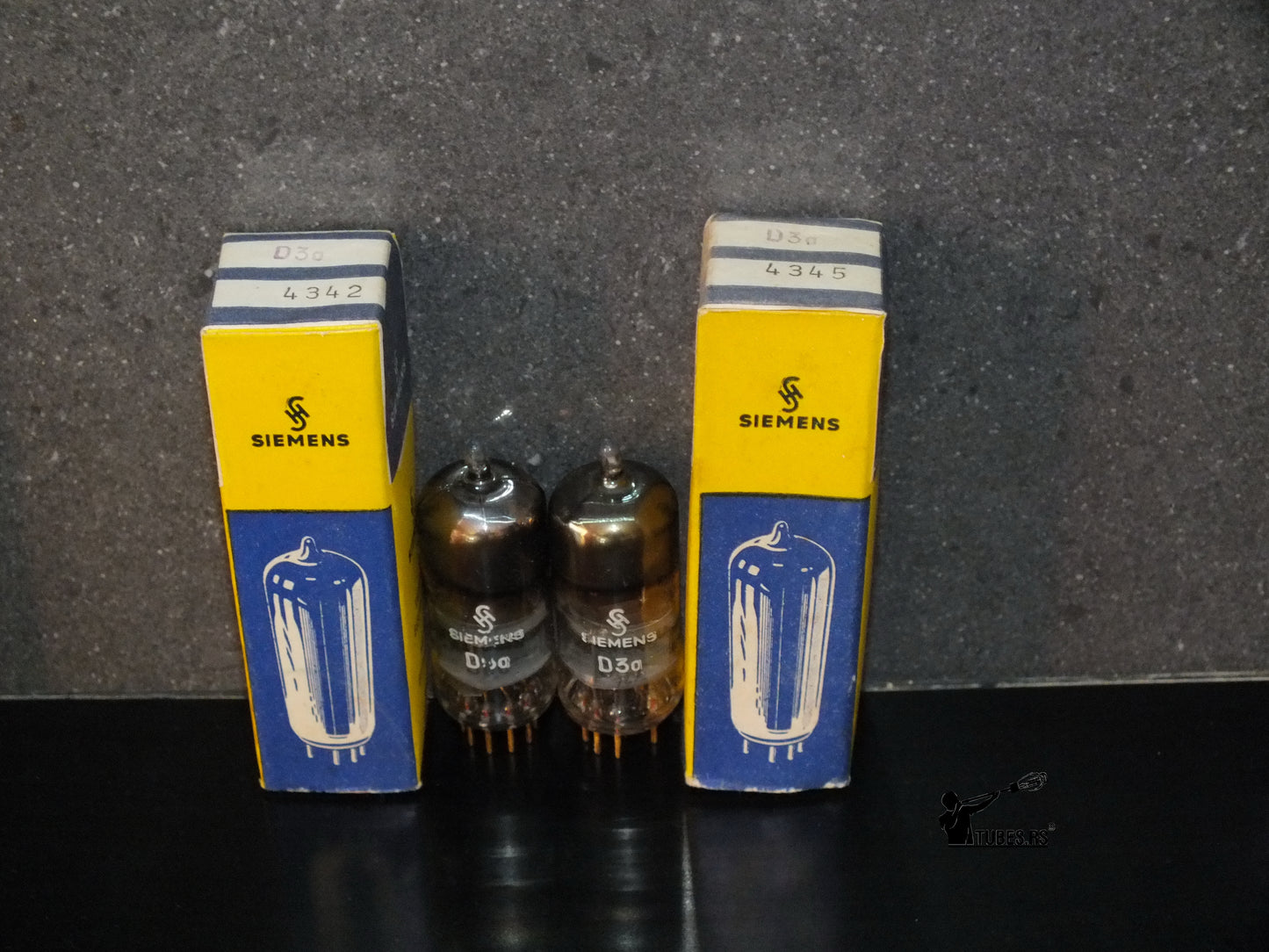 Matched Pair D3a Siemens PINCHED WAIST 7721 NOS NIB Gold pins