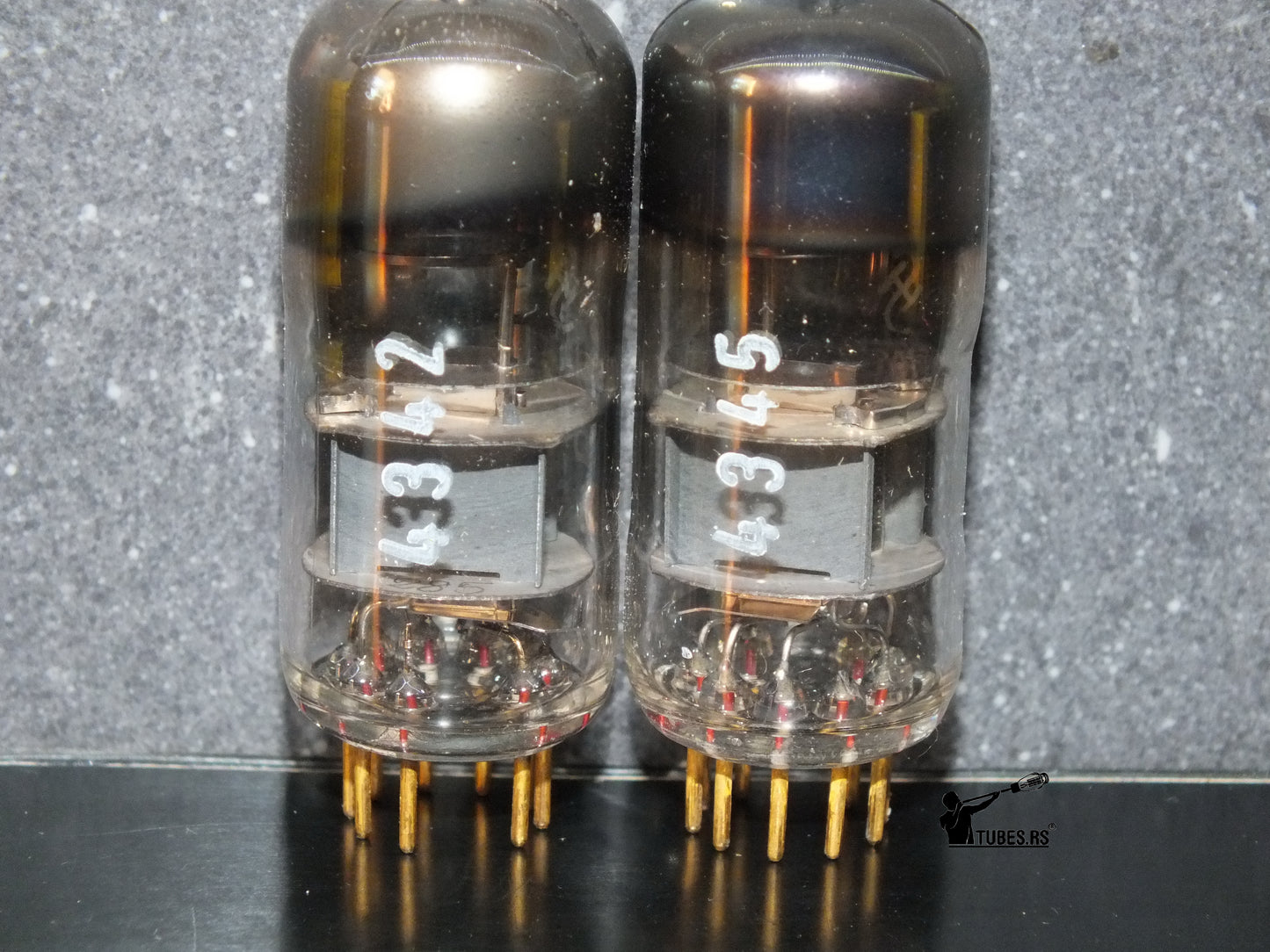 Matched Pair D3a Siemens PINCHED WAIST 7721 NOS NIB Gold pins