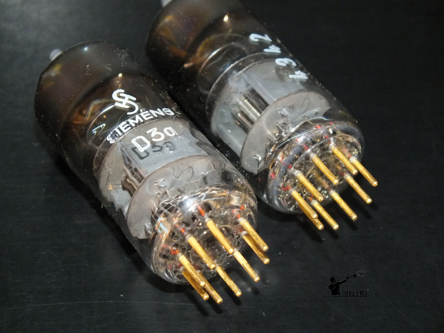 Matched Pair D3a Siemens PINCHED WAIST 7721 NOS NIB Gold pins