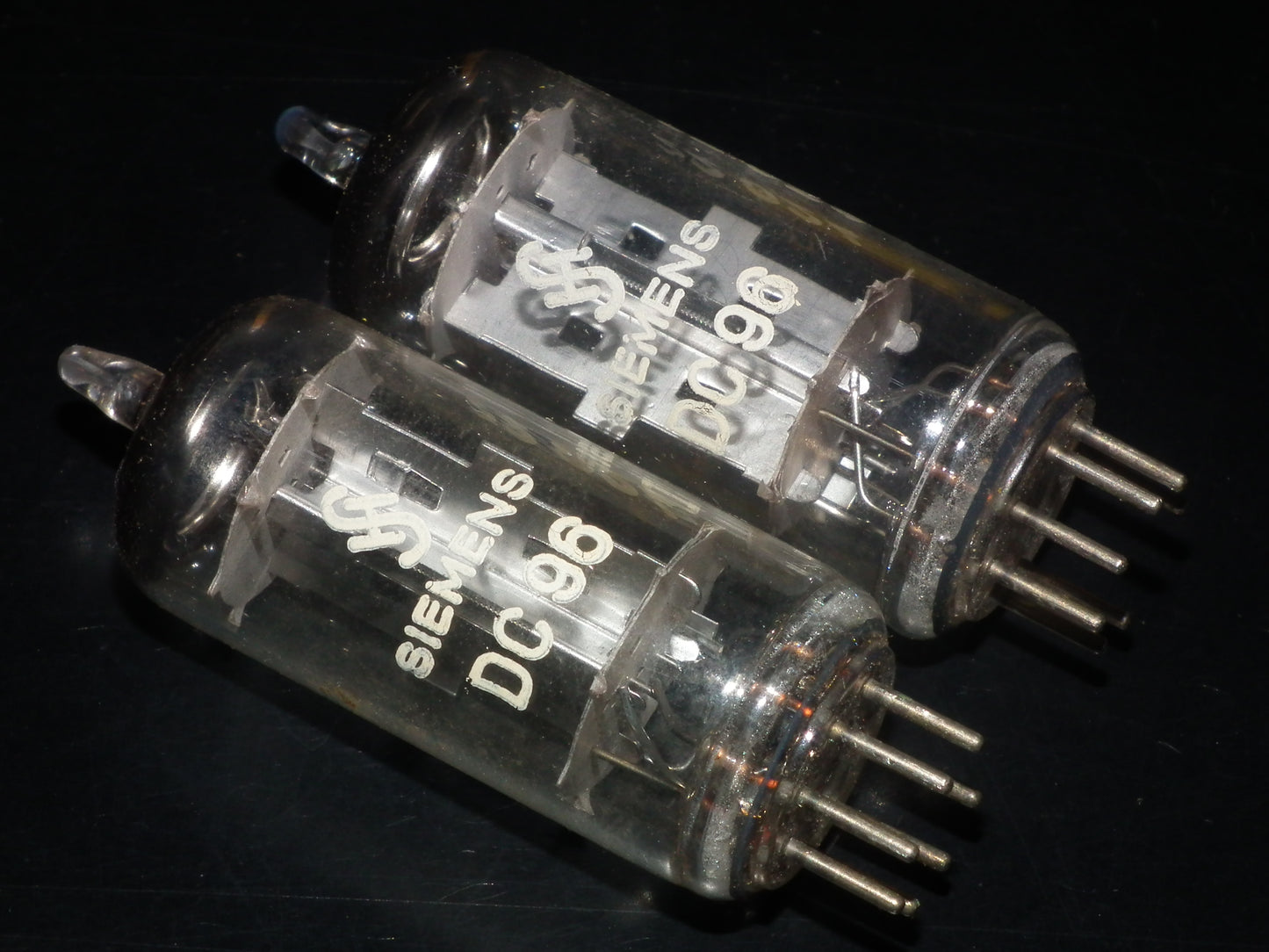DC96 Siemens Battery Triode NOS NIB