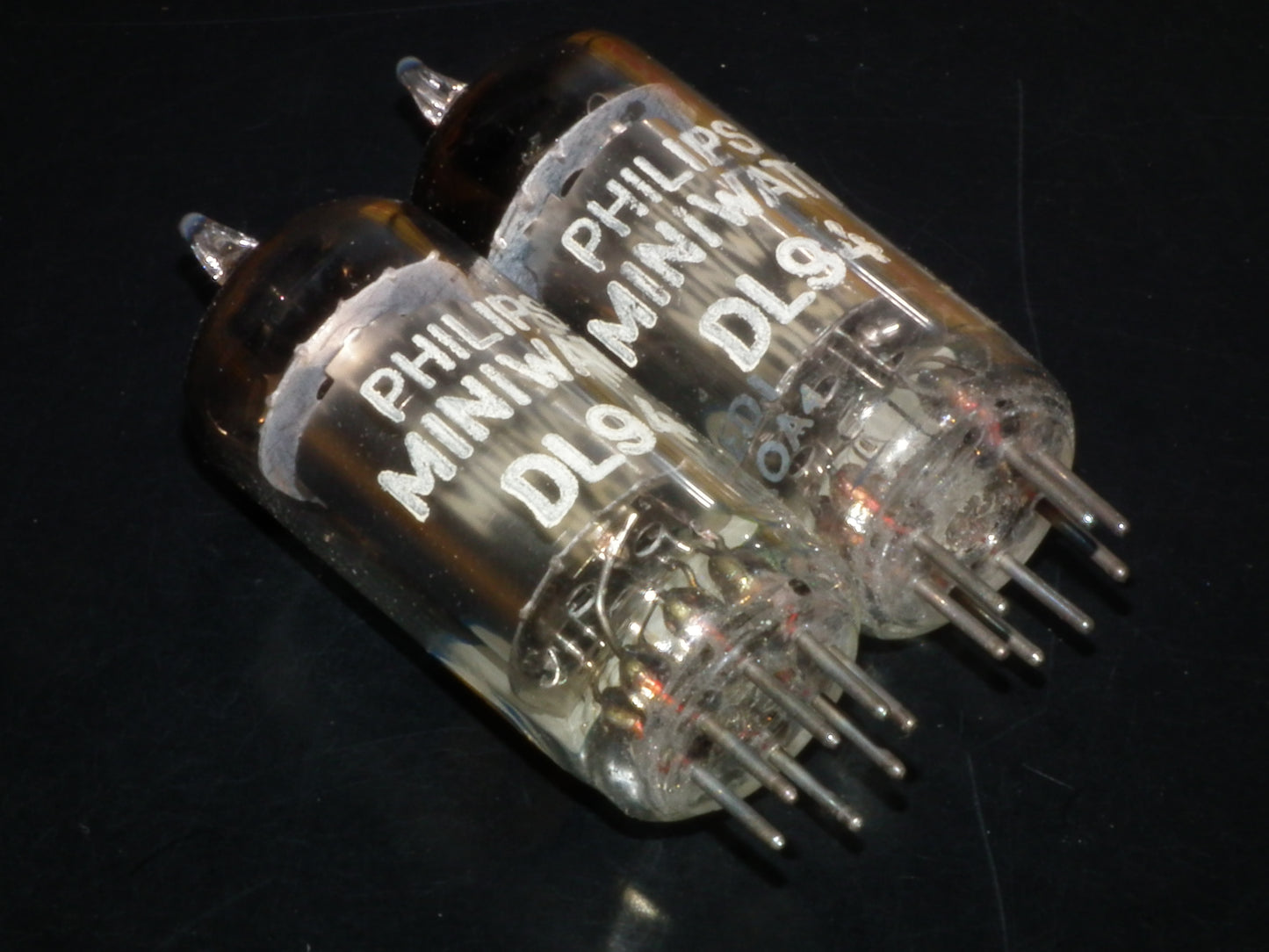 DL94 Philips Miniwatt 3V4 NOS NIB Square Getter