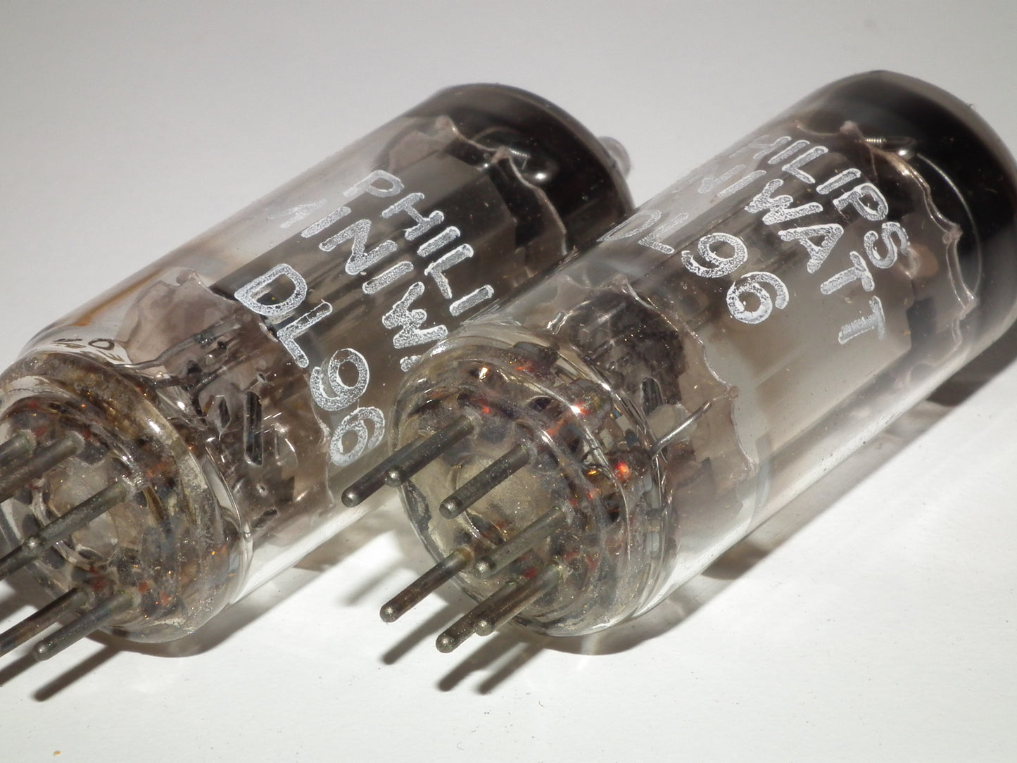 DL96 Philips NOS Platinum matched pair rare old type Valvo