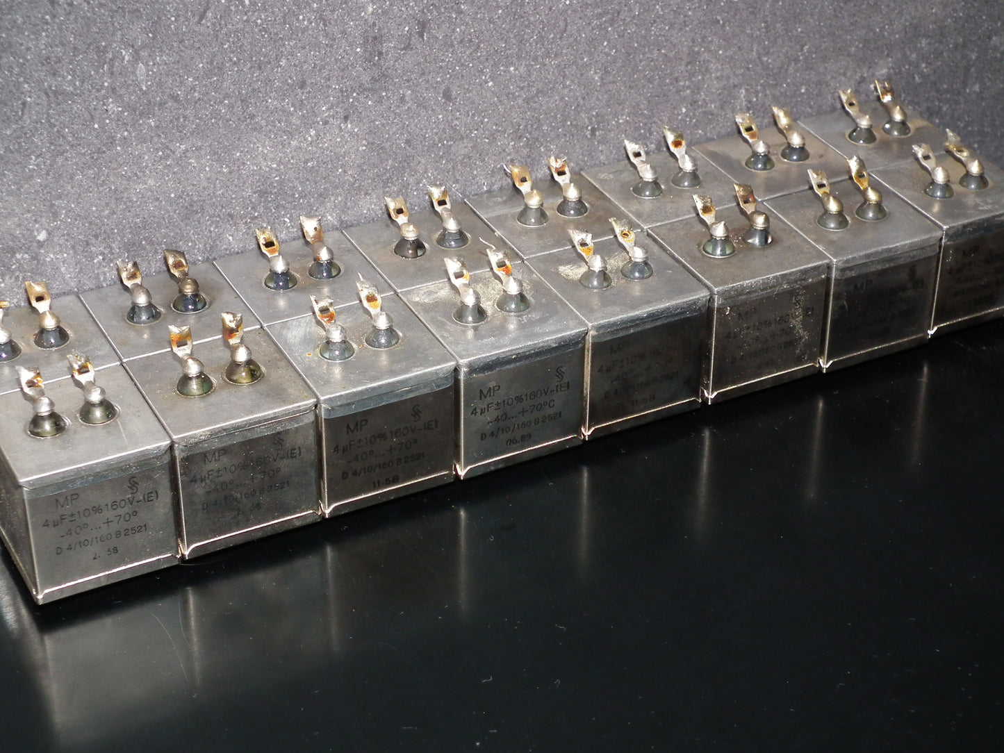 Siemens Klangfilm PIO capacitors 4uF 160V glass end seal two pcs (2)