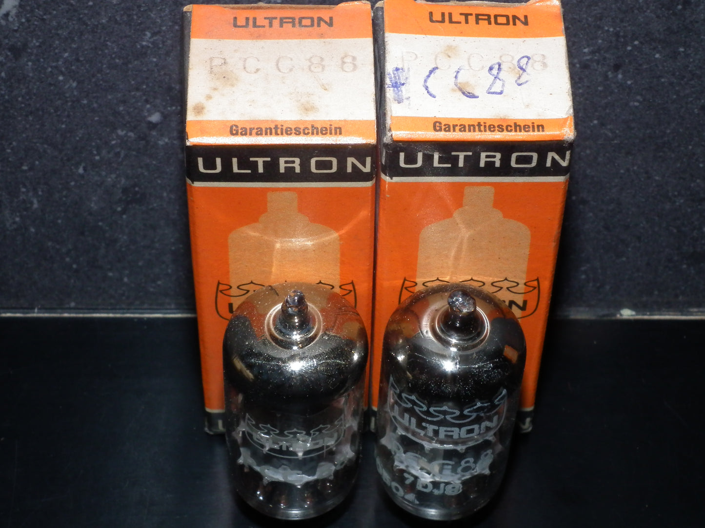 PCC88 ULTRON 7DJ8 Platinum Matched Pair NOS NIB RARE Made in 60s