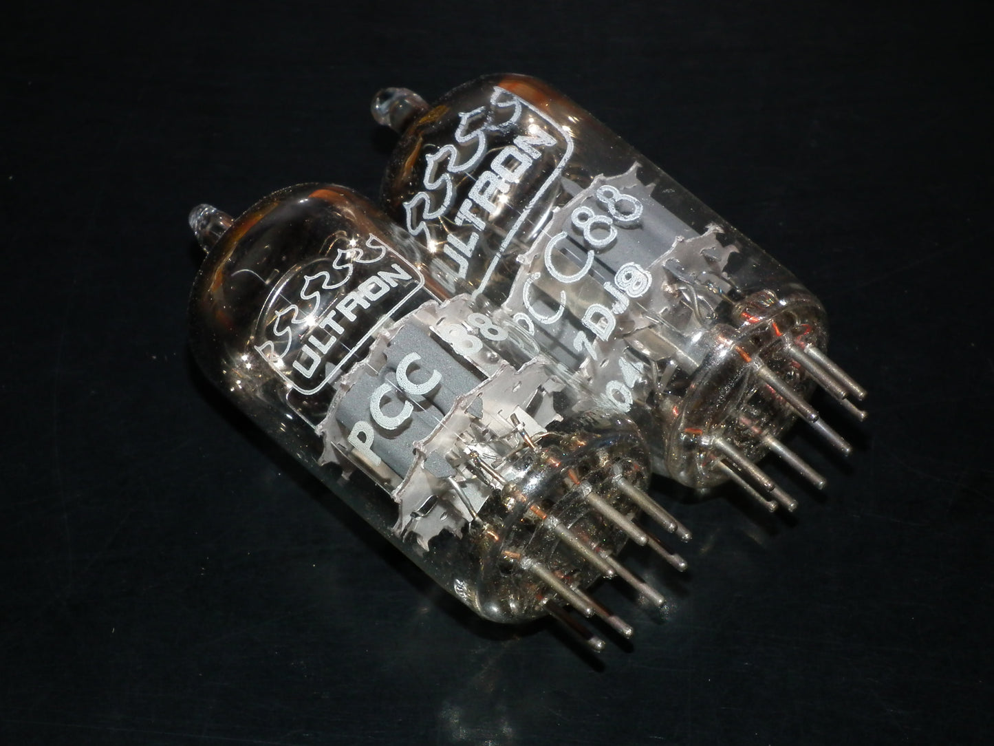 PCC88 ULTRON 7DJ8 Platinum Matched Pair NOS NIB RARE Made in 60s