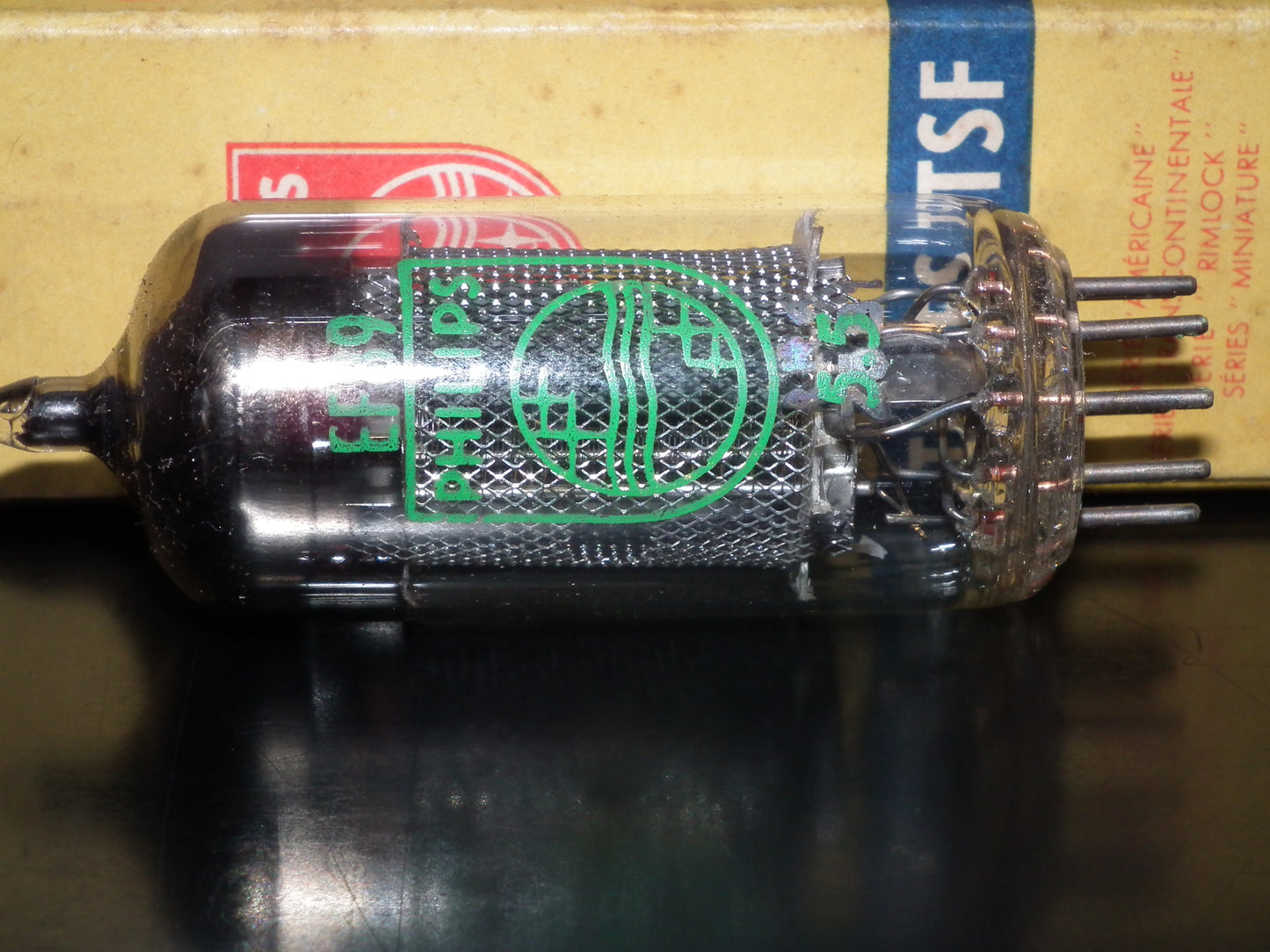 EF89 Philips NOS NIB Old Type