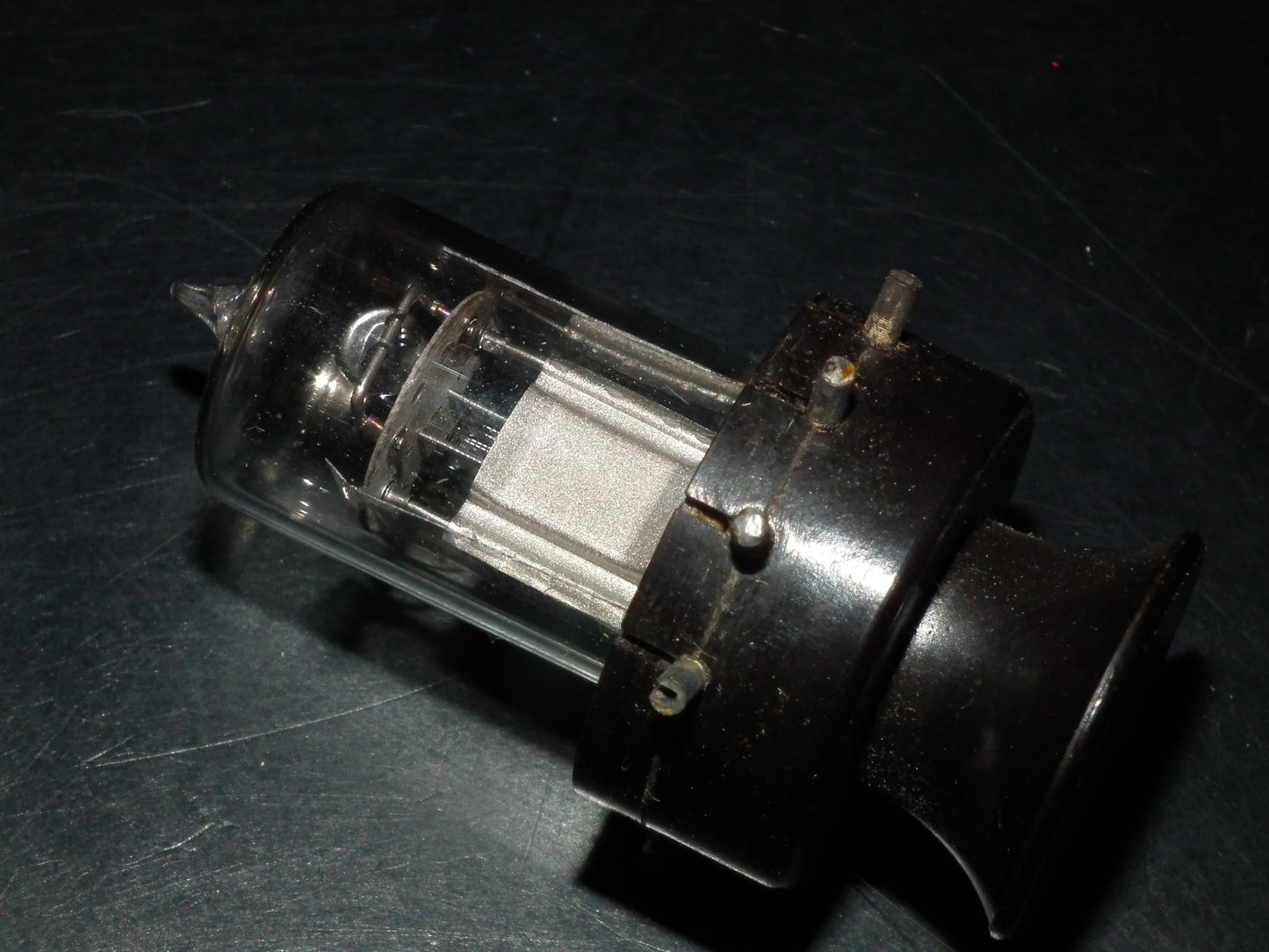 RL2.4T1 Lorenz Wehrmacht Triode NOS NEW