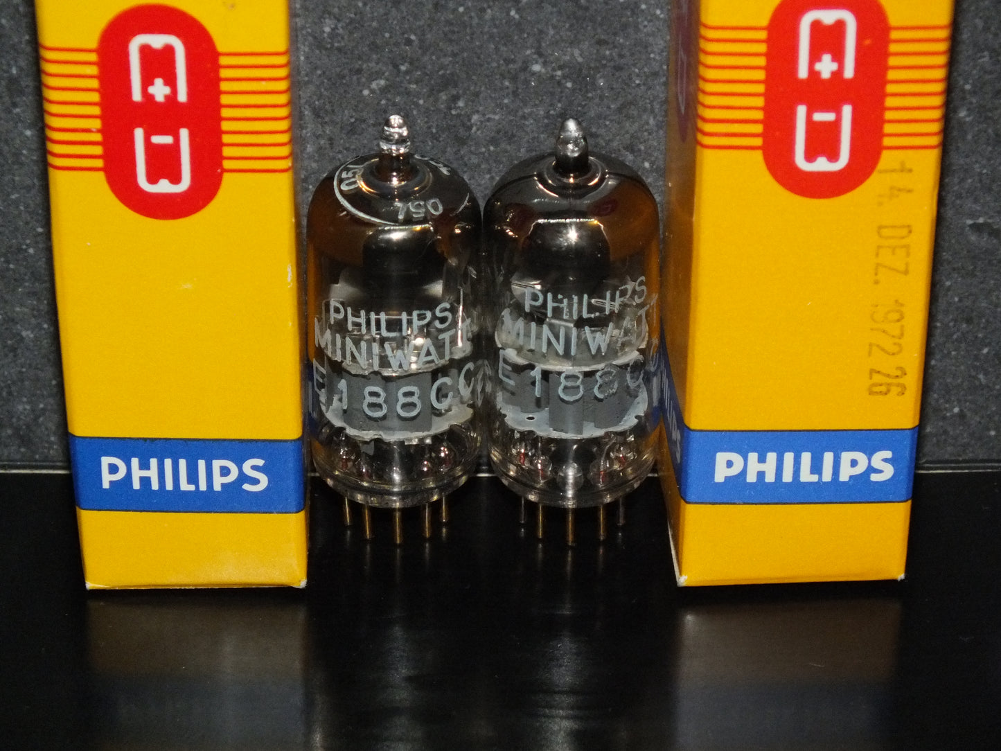 Platinum Matched Pair E188CC Philips 7308 NOS NIB 60s Two Tubes