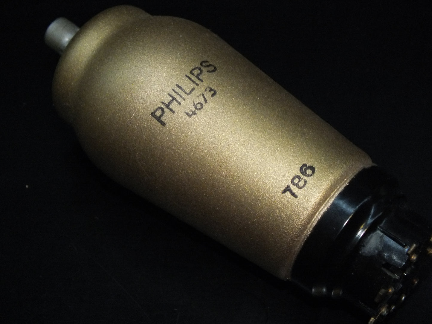 4673 Philips Gold Coated Pentode Old Type NOS