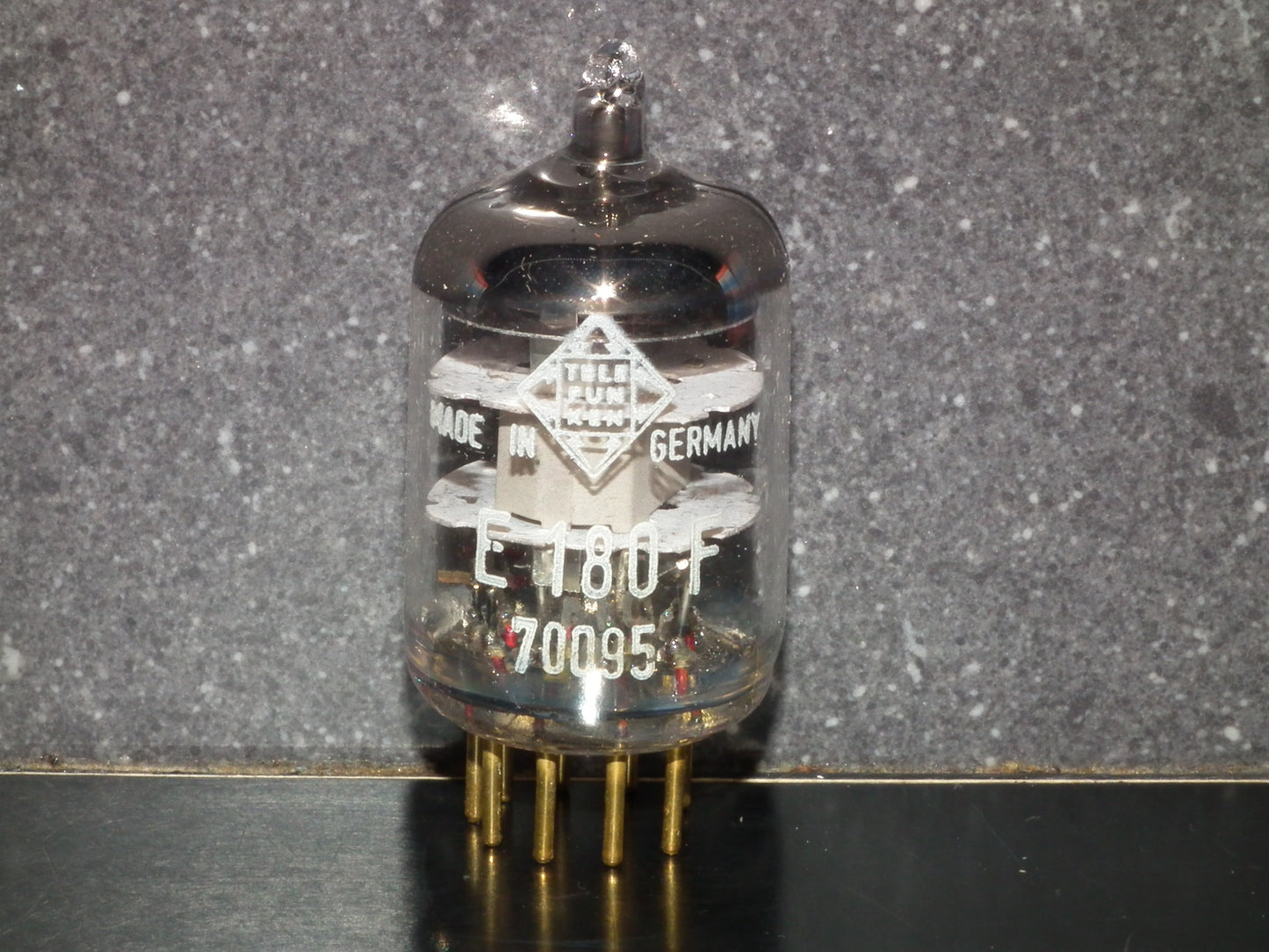Telefunken E180F 6688 6J9P NOS NIB Gold pin Heerlen Tube plant, made back in 60s