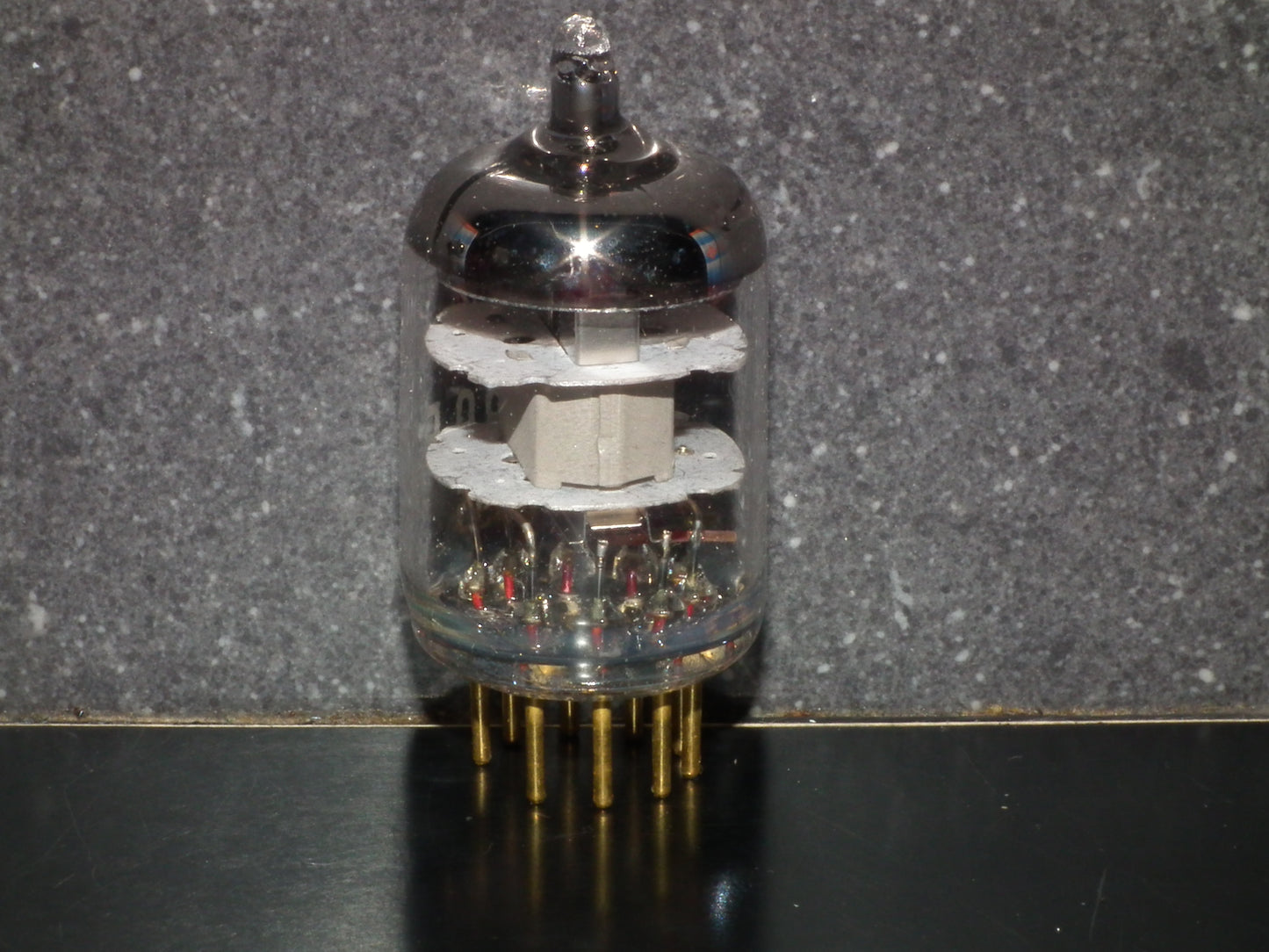 Telefunken E180F 6688 6J9P NOS NIB Gold pin Heerlen Tube plant, made back in 60s