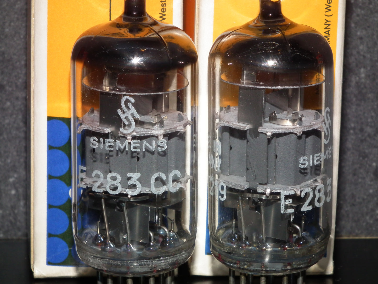 E283CC Siemens Platinum Matched Pair NOS, balanced, tested low noise 60s