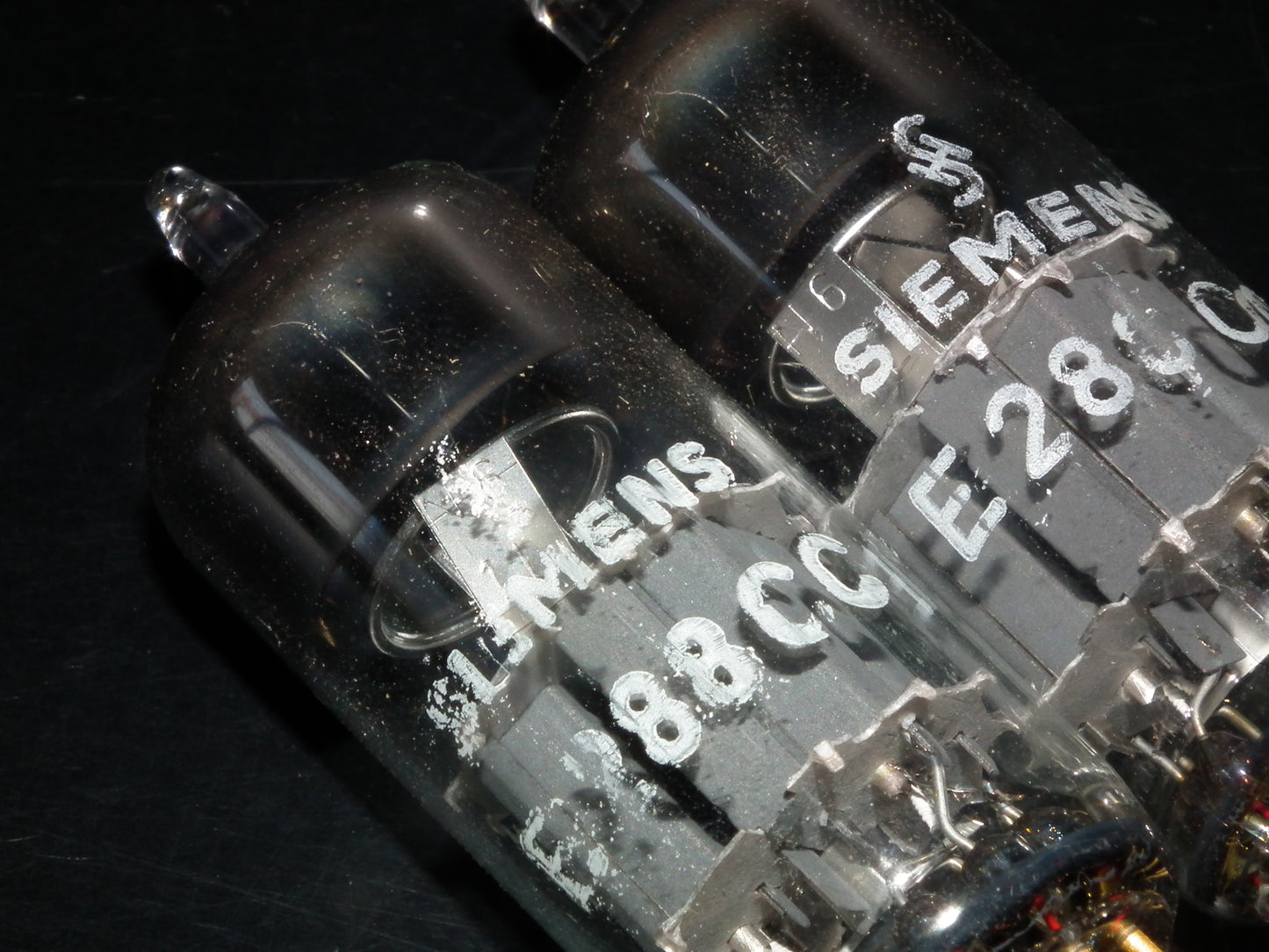 E288CC Siemens 8223 Platinum Matched Pair NOS Munich Tube Plant (Copy)