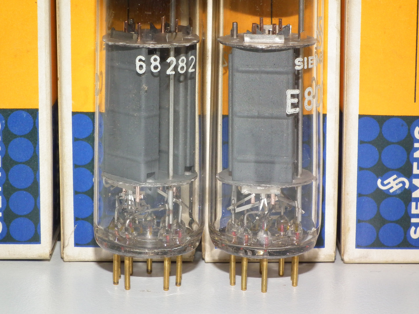 Siemens E80CC 6085 Platinum Matched pair NOS Holland Heerlen 1967