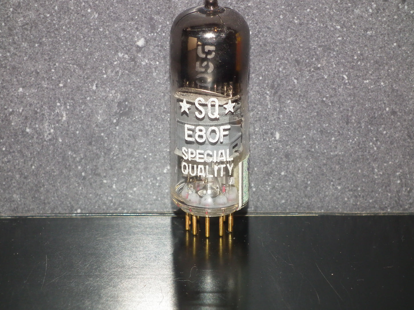 E80F Philips 6084 RARE D GETTER Pinched Waist Heerlen 1957 NOS