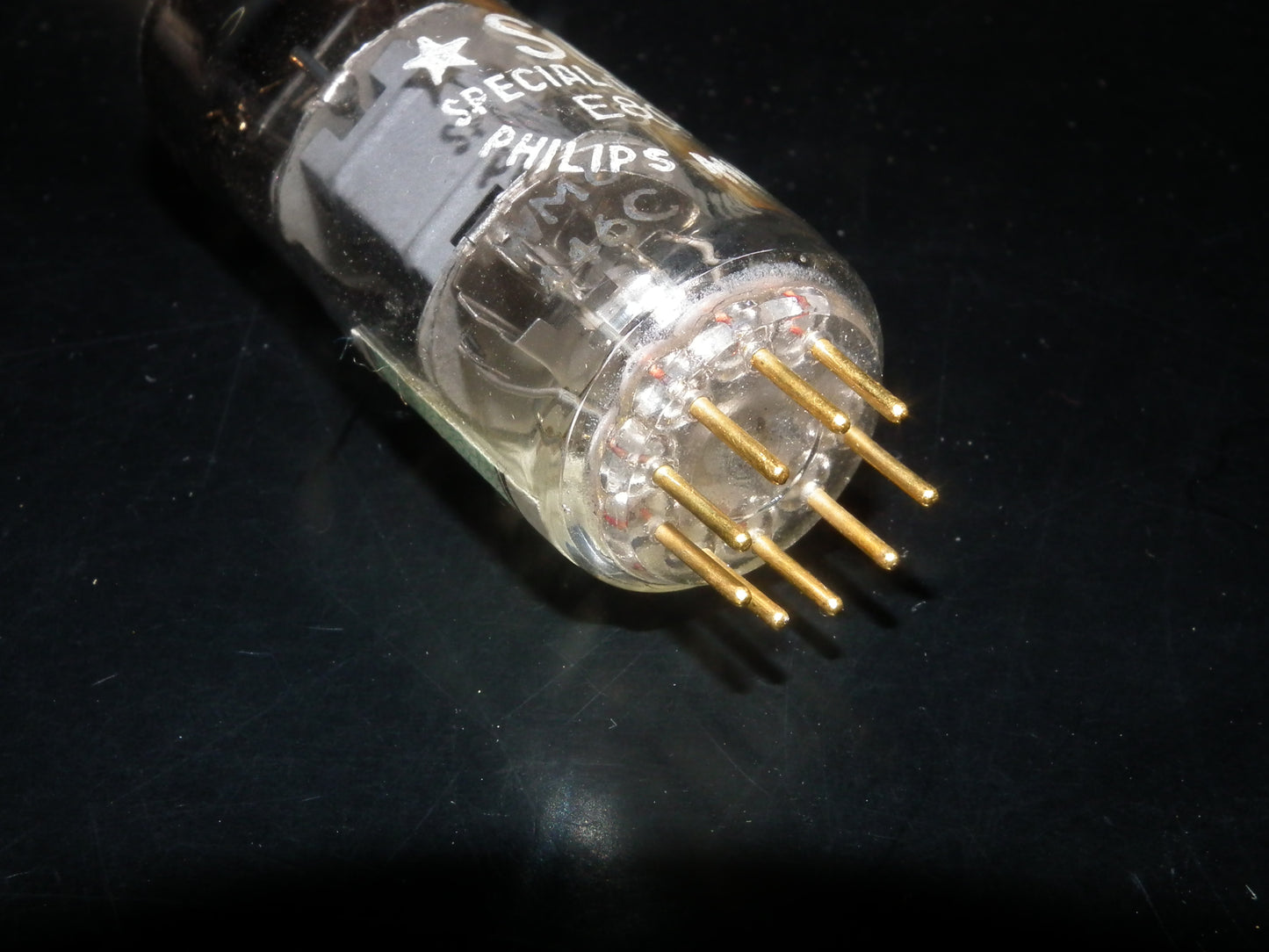 E80F Philips 6084 RARE D GETTER Pinched Waist Heerlen 1957 NOS