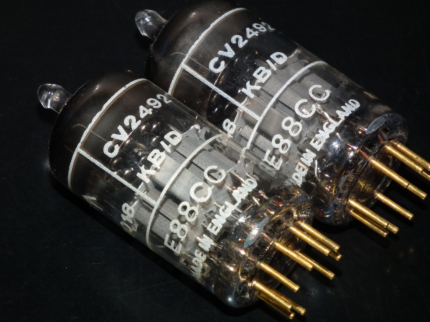 Platinum Matched Pair CV2492 Mullard Mitcham E88CC ECC88 Gold Pins NOS