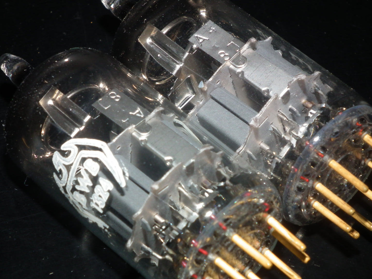 Siemens & Halske E88CC 6922 Matched pair (Munich, BWB) Dual Stage Getter