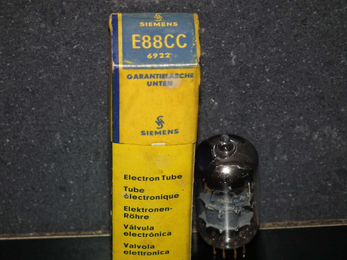 Siemens E88CC Used Tested NOS RARE GRAY SHIELD Strong Balanced