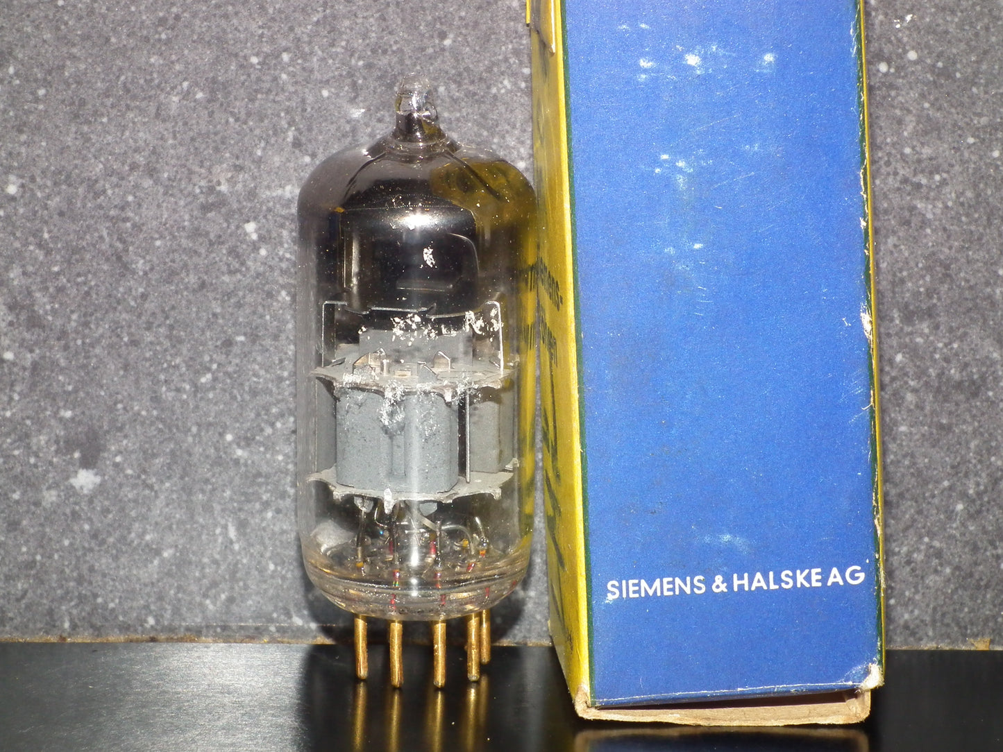 Siemens E88CC Used Tested NOS RARE GRAY SHIELD Strong Balanced