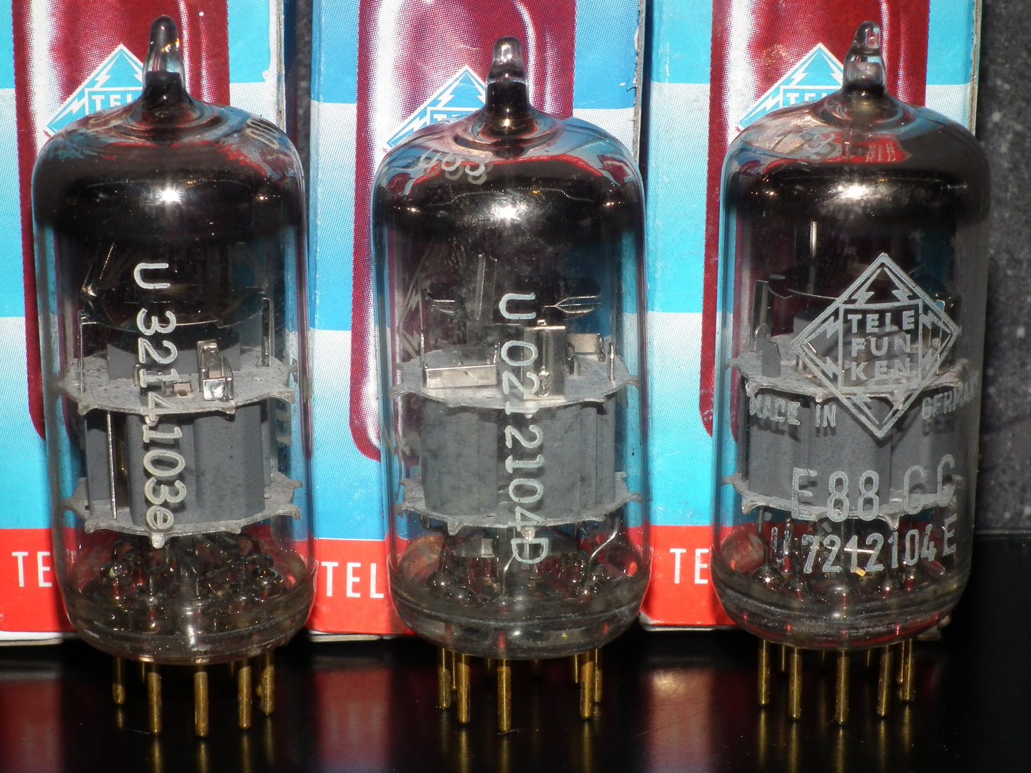 E88CC Telefunken 6922 Tested NOS 100% Diamond Bottom Ulm West Germany