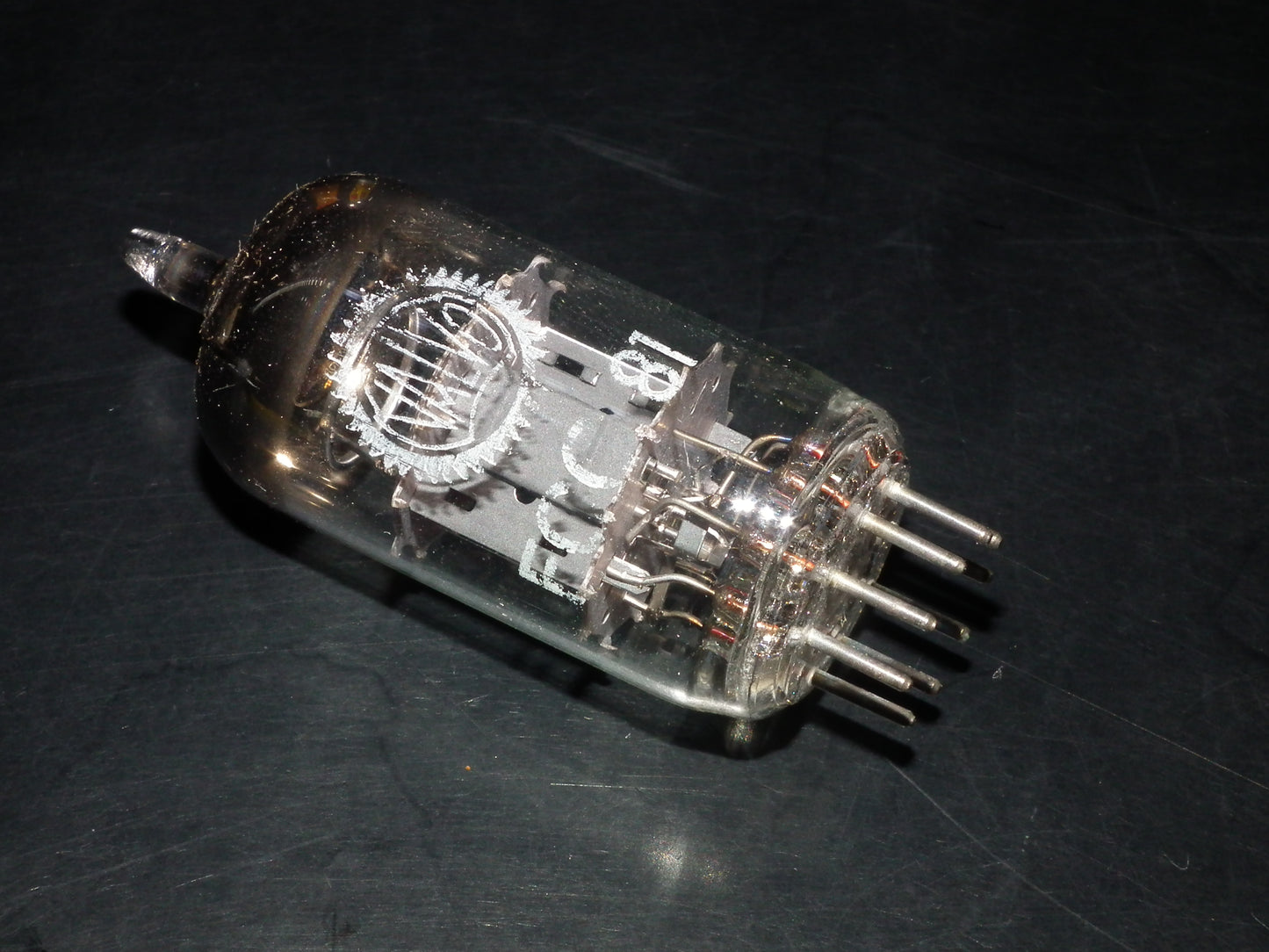 ECC81 Valvo 12AT7 NOS NIB
