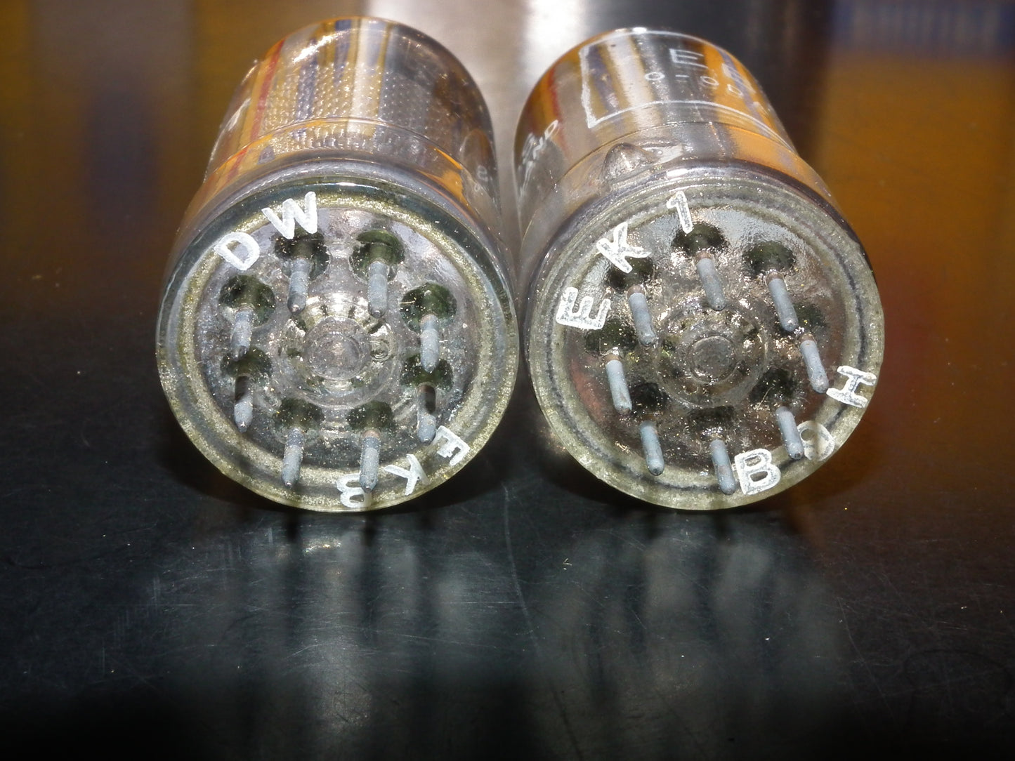 EB41 Vlavo Philips NOS NIB Diode