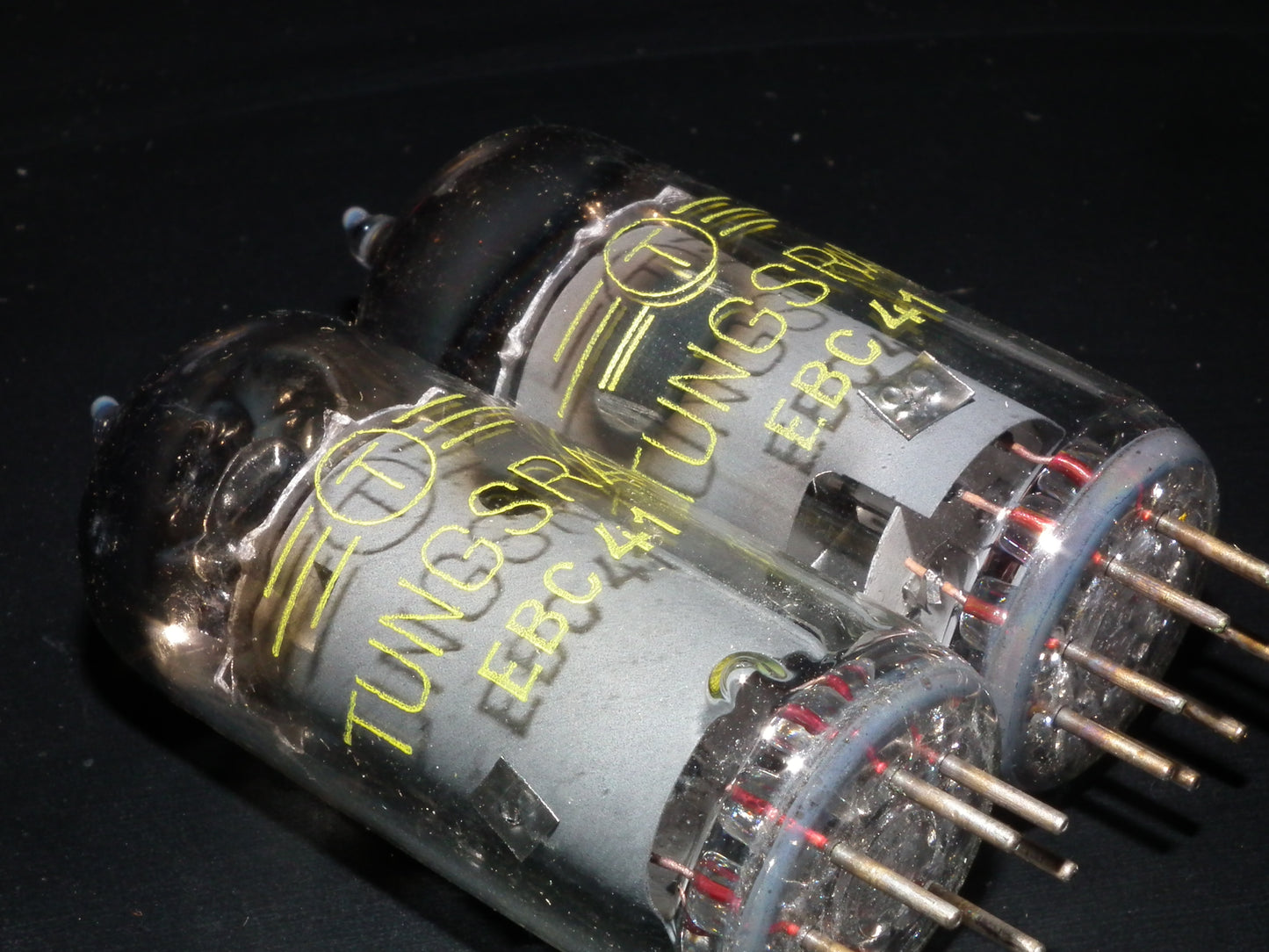 EBC41 Tungsram NOS NIB European radio receivers 50s
