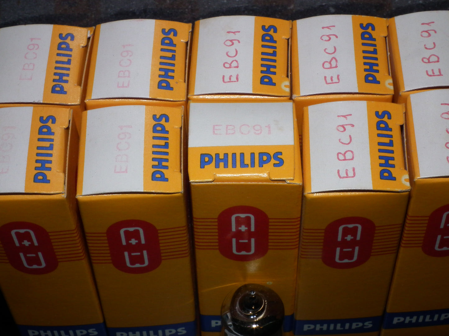 EBC91 PHILIPS NOS NIB 6AV6 double diode triode European radio receivers 60s 70s